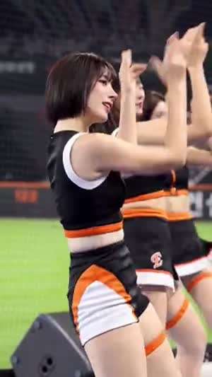 하지원 치어리더 뛰어.mp4