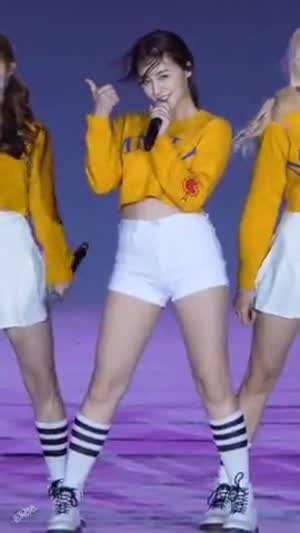 모모랜드 낸시.gif