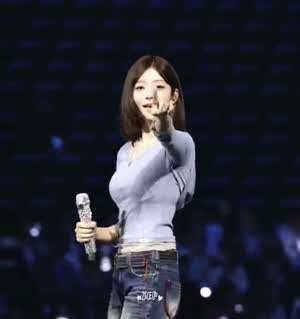 리허설하다가 브이해주는 아이브 레이.MP4