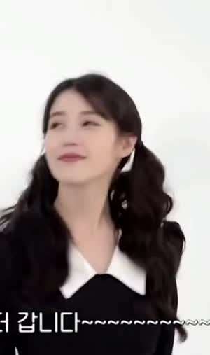 만우절 기념 15년전 영상인척 촬영하는 아이유 (스압)