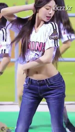 야구 안 보게 되는 골반 ITZY(있지) 유나