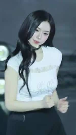 트리플에스 채연 밀착 흰티 가슴 출렁.mp4