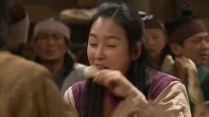 닭고기 맛있게 먹는 서현진 모음