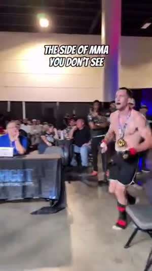 누구도 몰랐던 MMA파이터의 승리 기념