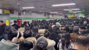 지하철 퇴근.MP4