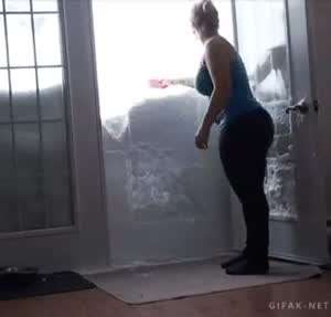 나비야 밥먹자~