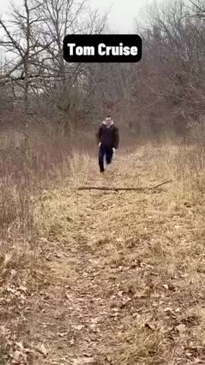 나무에 다리가 걸려 넘어졌을때.....