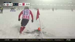 오타와에서 열린 역대금 축구경기