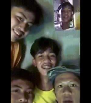 친구들과의 영상통화