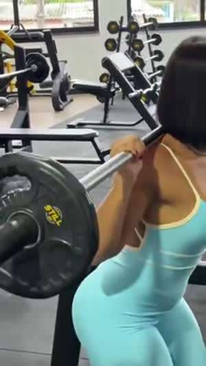 신년계획 세우고 헬스장에 간 나..mp4