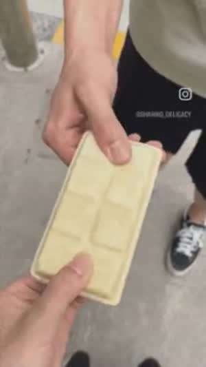 아이스크림 잘리는대로 먹자.mp4