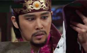 아들의 성적표를 본 아버지