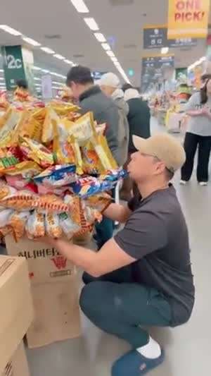 현재 이마트 과자담기 1위 라는데