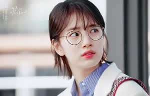 여자들이 반했을 때 짓는 표정들