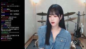 쵸단 “페미는 미친년이다”