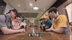 소리] 남승무원들과 카페 간 여승무원.mp4