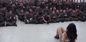 한국 군부대 위문공연 레전드.mp4