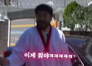 여러분들은 밥을 먹기전에 뭐를 하시나요?