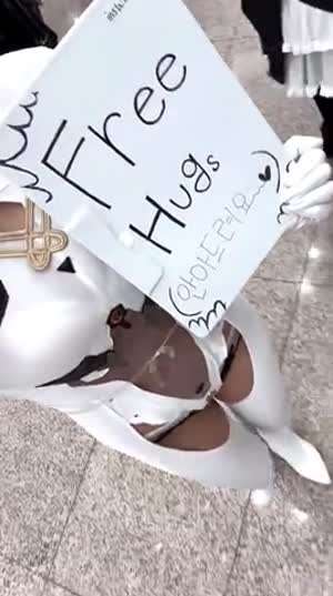 다시 유행 할 것 같은 프리허그