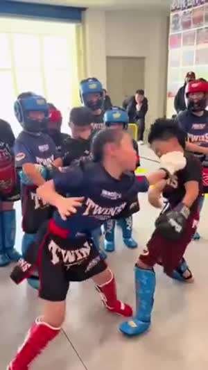 권투체육관 쉬는 시간