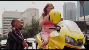 오토바이 타니까 180도로 변하는 여자