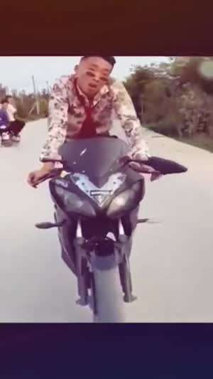 멋진 바이크 ㅎㅎ