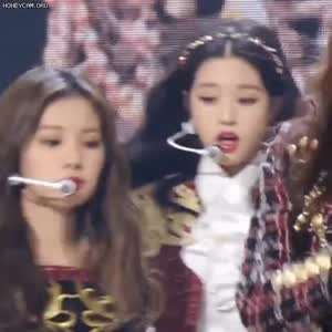 지하철에서 자주 당하는 일.gif