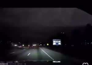 벼락치는 장면 (소리有)