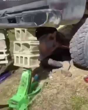 미련하면 무션것도 하나 없다