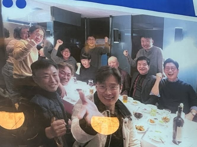 54세 이병헌 고교 동창회 사진