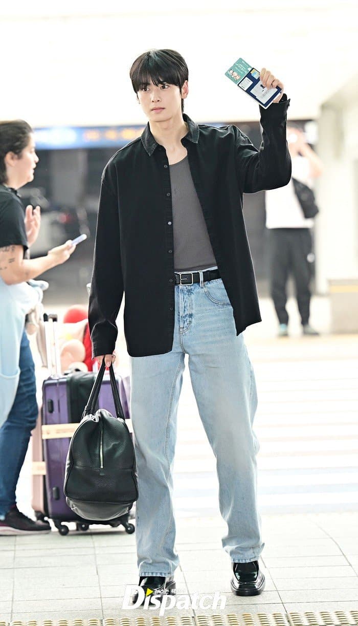 우리들이 볼 수 없는 여자의 표정...