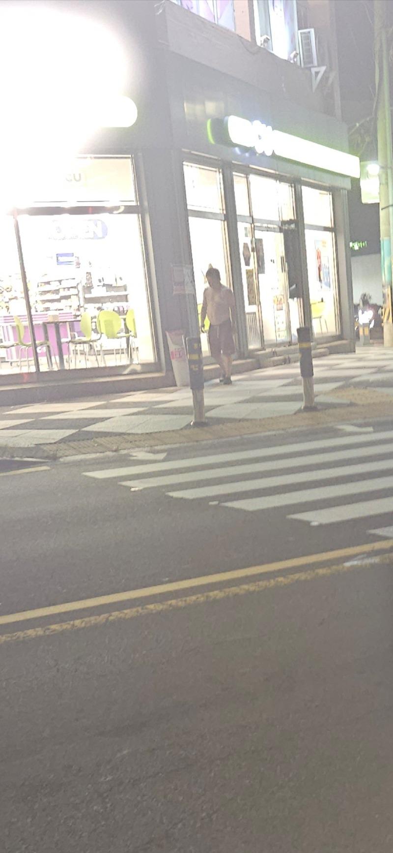 중국인 제주 배내놓고 다녀