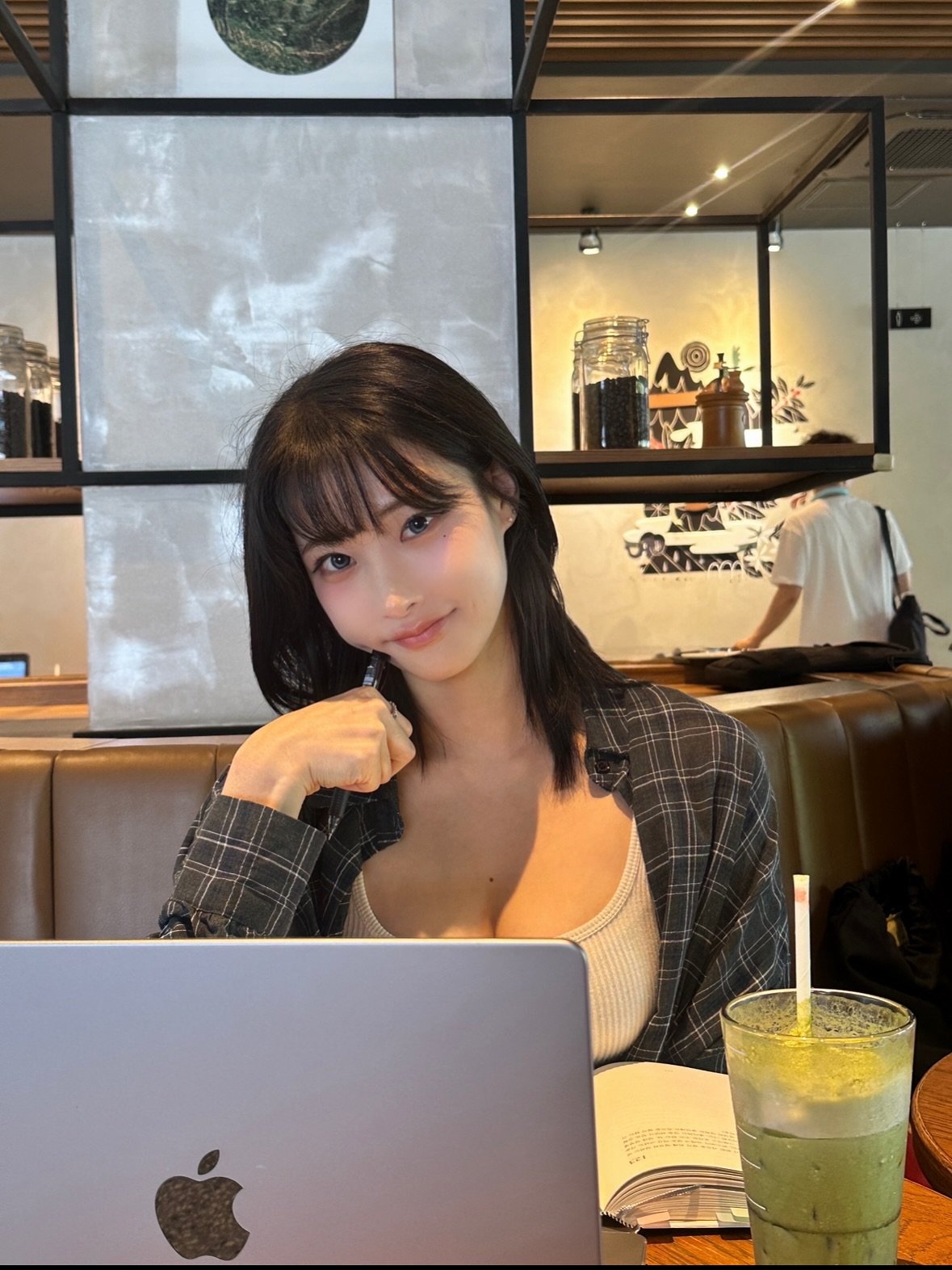 ㅇㅎ?) 여자친구랑 카페 가기 좋다 vs 싫다