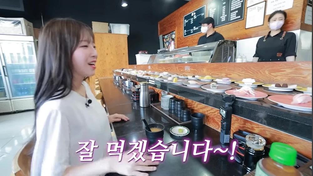 회전초밥집에서 쯔양이 먹은 접시량