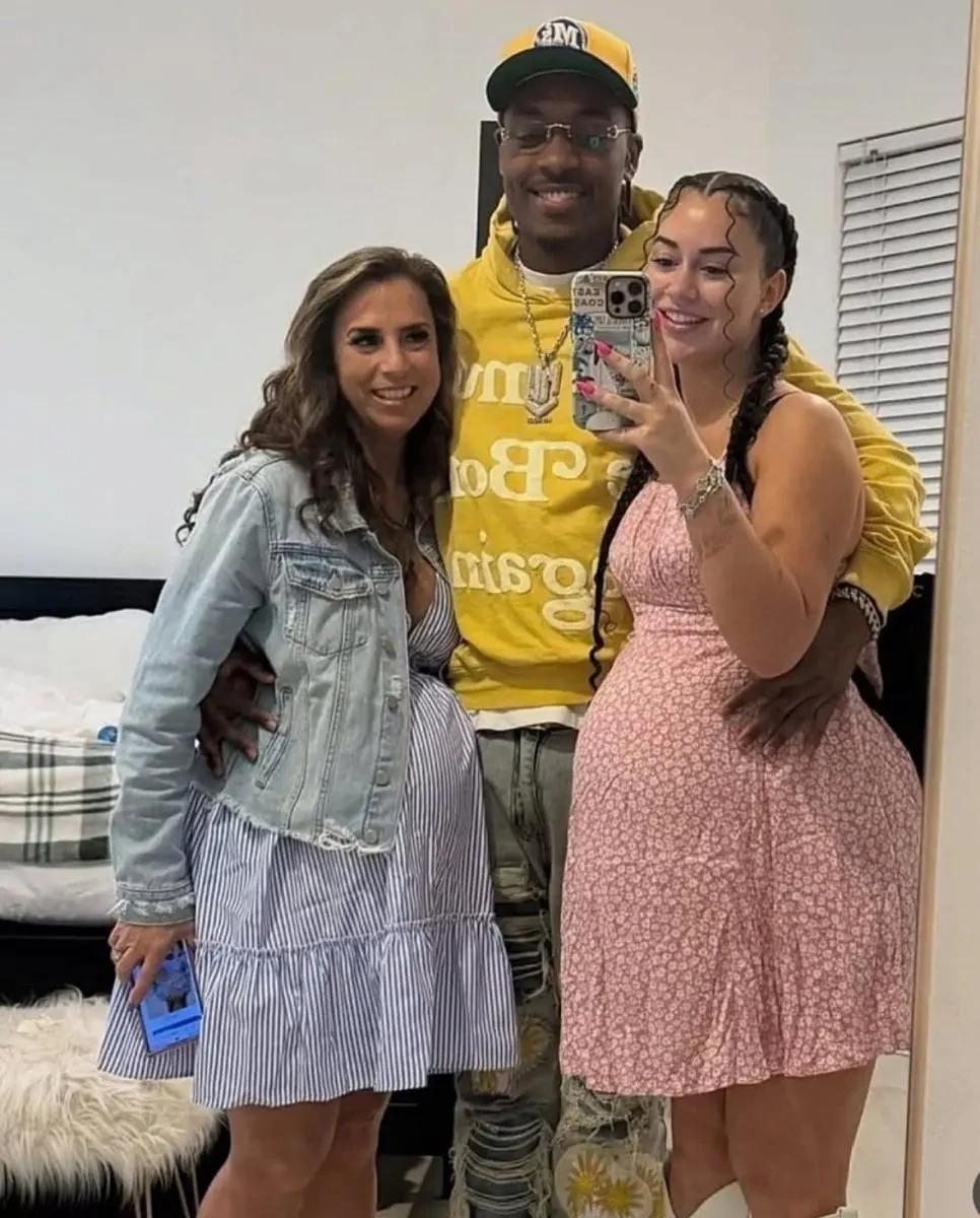 엄마와 딸을 동시에 임신시킨 흑인 래퍼