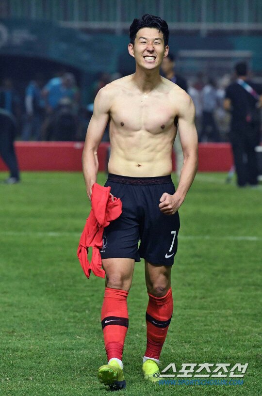 고등학교, "옷 벗고 운동하지 마라"