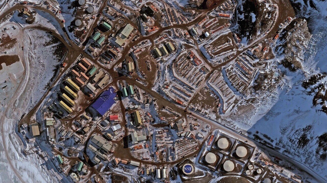 혼자서 규모가 다른 미국의 남극연구기지