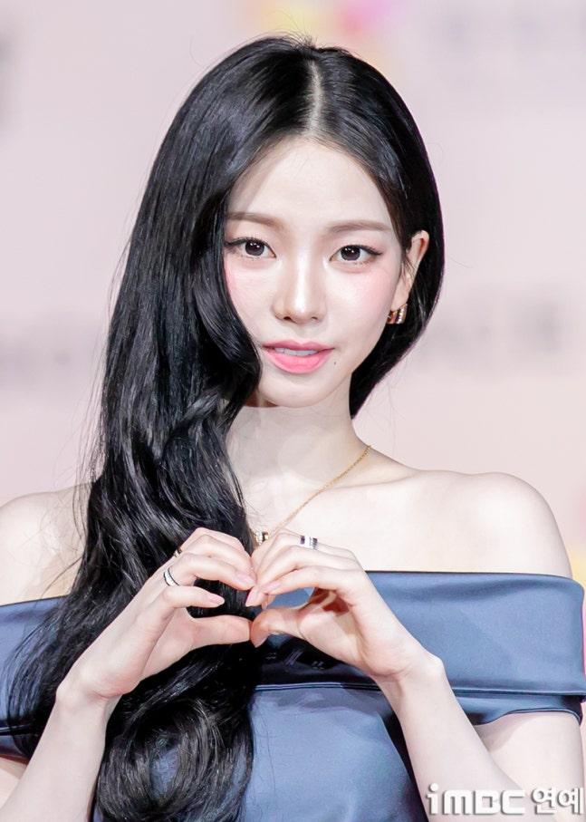 에스파 카리나