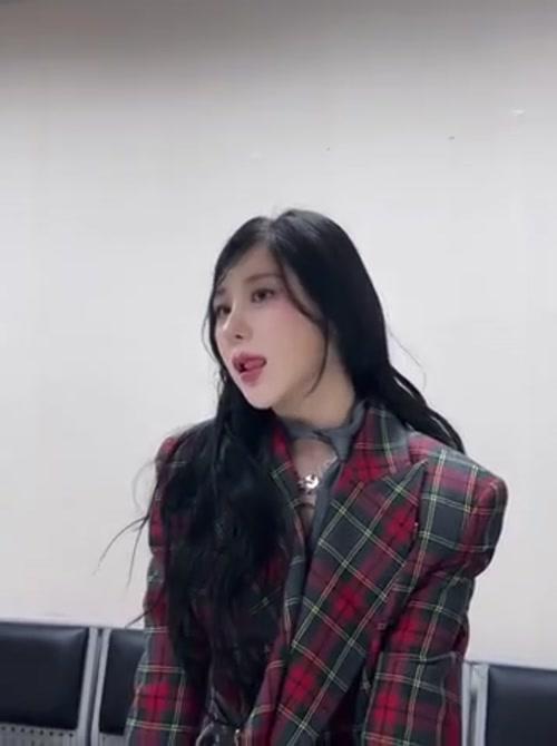 이채연 SNS