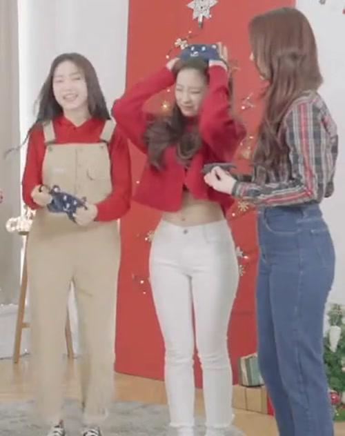 로켓펀치-윤경