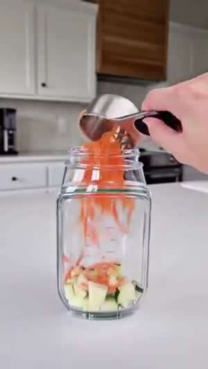 소리] 신통방통한 샐러드 도시락 병.mp4